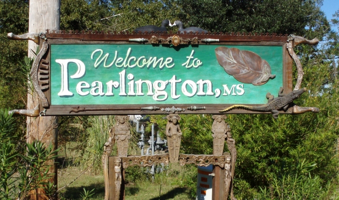 Archivo:Pearlington mississippi sign.jpg