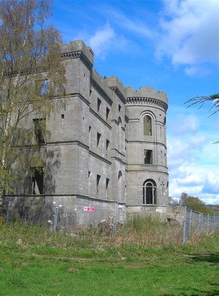 File:Dalquarran Castle - geograph.org.uk - 790426.jpg