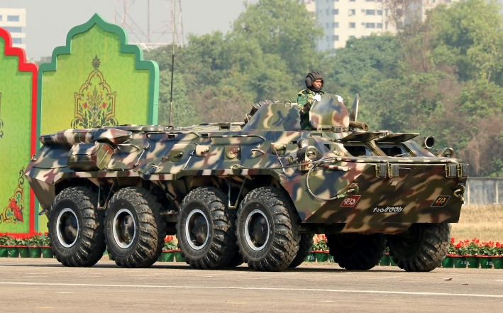 File:BTR-80 of Bangladesh Army.png