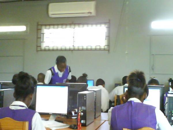 File:I.T.lab.jpg