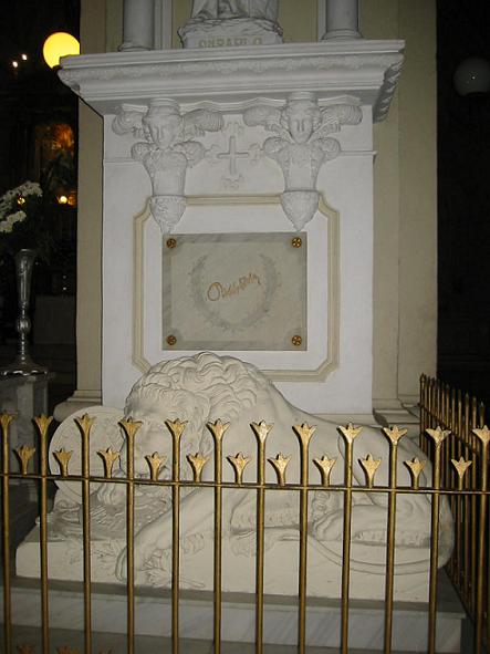 Файл:Ruben Dario's grave.jpg