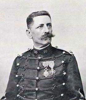 Файл:Le capitaine Léon Moreaux en 1900.jpg