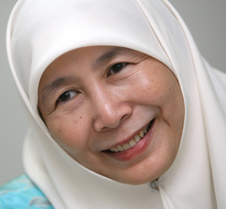 File:Wan Azizah 2.jpg