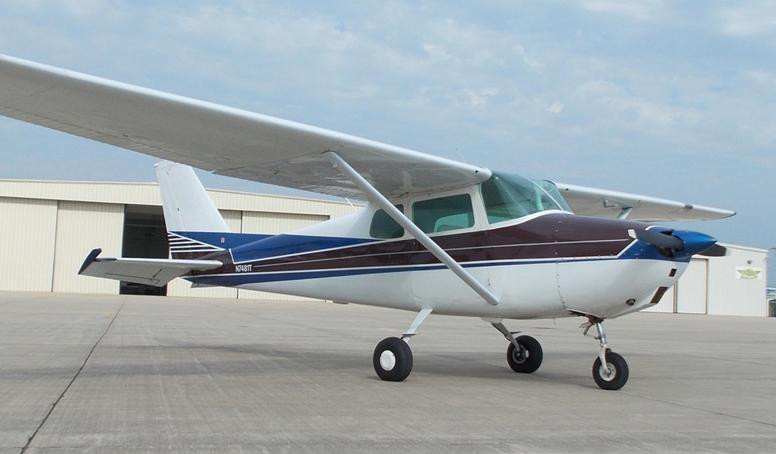 File:C-172A N7481T at Anderson, Indiana, USA.jpg