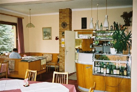 File:Hotel3.JPG