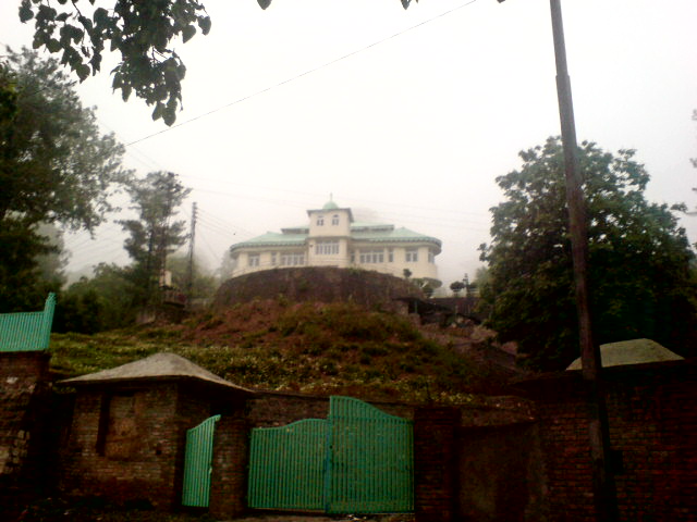 File:Sindh House in Murree.jpg