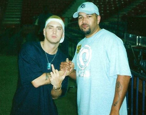 Файл:Eminem Up in Smoke Tour (cropped).jpg