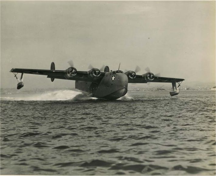 Файл:PB2Y takeoff 1942.jpg