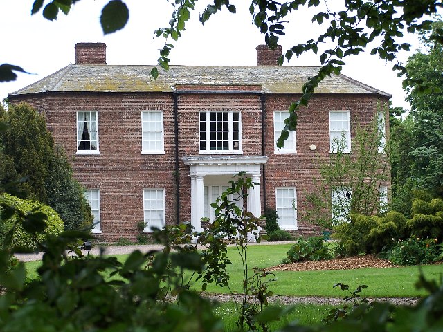 File:Walcot Hall - geograph.org.uk - 11707.jpg