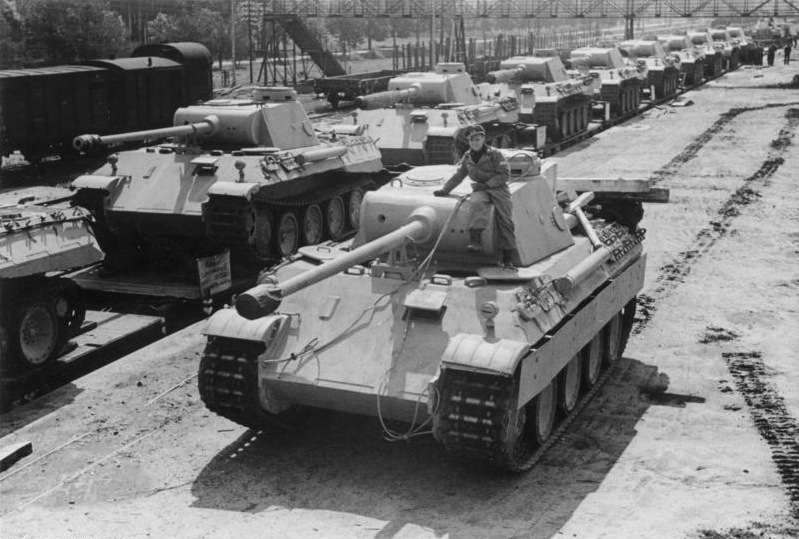 File:Bundesarchiv Bild 183-H26258, Panzer V "Panther".jpg