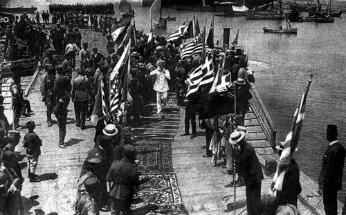 File:Greek Landing in Bandirma 1.jpg