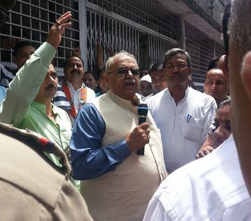 File:Harbans Kapoor during a Protest.jpg