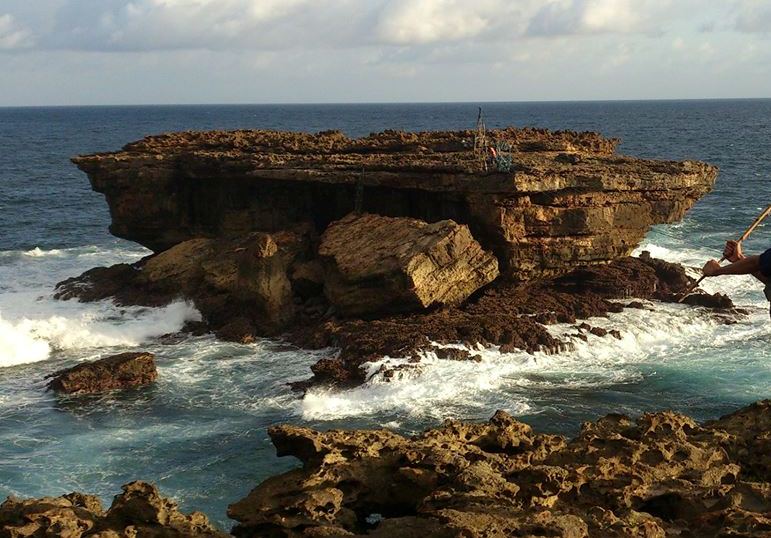 File:Pemandangan Pantai Timang dan Pulau Panjang.jpg