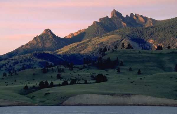 File:Sleeping Giant - Montana.jpg