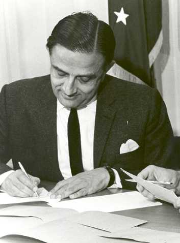 Файл:Vikram Sarabhai.jpg