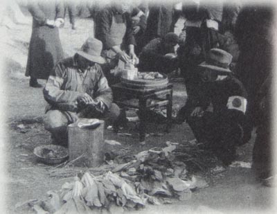 File:19371215nanking citizens.jpg