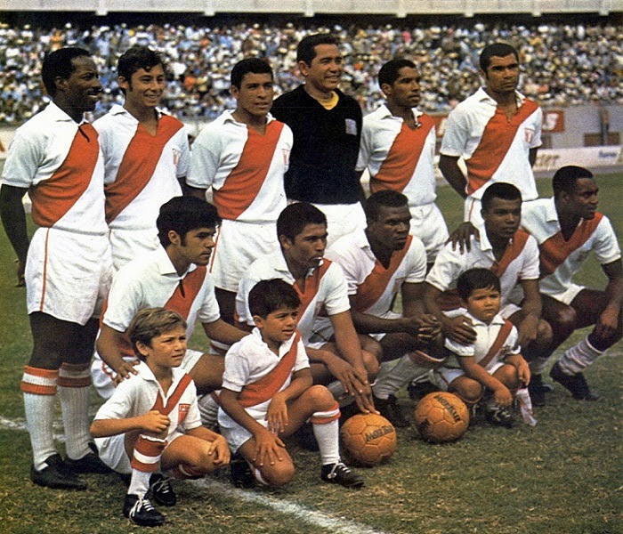 File:1970 World Cup Peru Squad 2.jpg