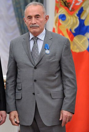 Файл:Aslambek Aslahanov.jpg