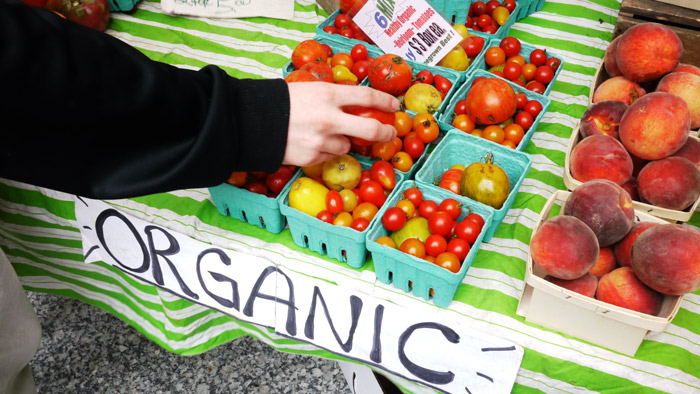 File:Organic Produce.jpg