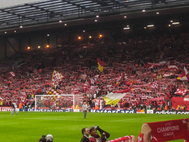 File:Liverpool v Chelsea, 2005.jpg