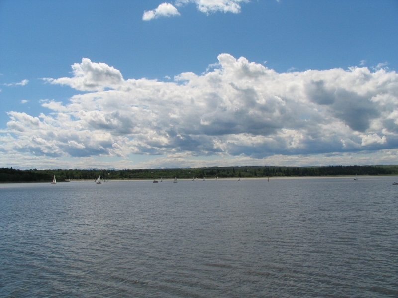 File:Glenmore Reservoir Calgary.JPG