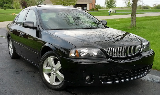 File:Lincoln LS 2006 2.jpg