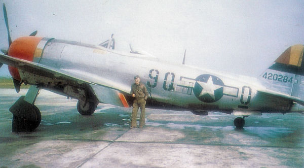 File:P-47-44-200284-404fs-371fg.jpg