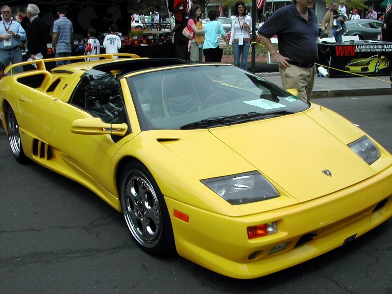 Archivo:Lamborghini Diablo VT 2.jpg