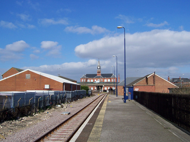 File:Grimsby Docks Station.jpg