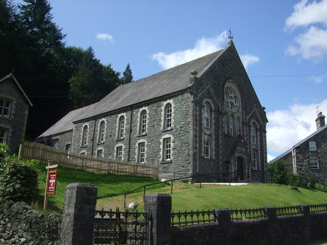 File:Chapel at Betws-y-coed - geograph.org.uk - 1432395.jpg