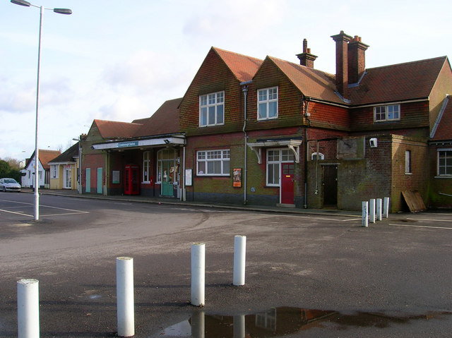 File:Crowborough Railway Station.jpg