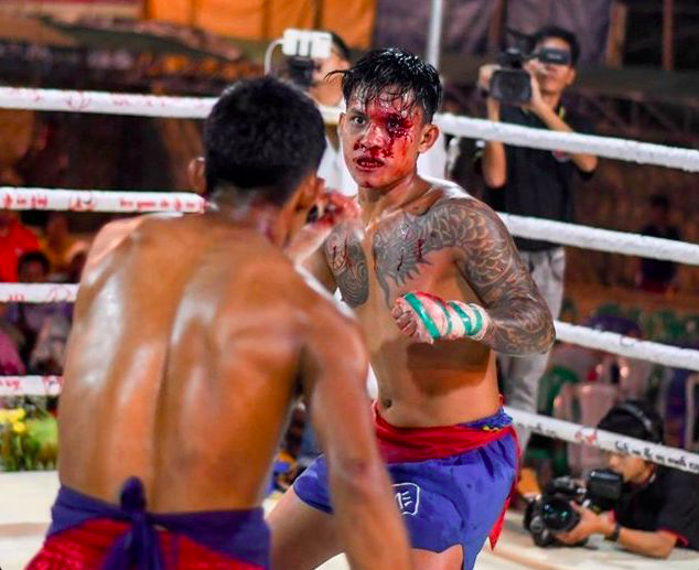 File:Lethwei fights Ye city Myanmar.png