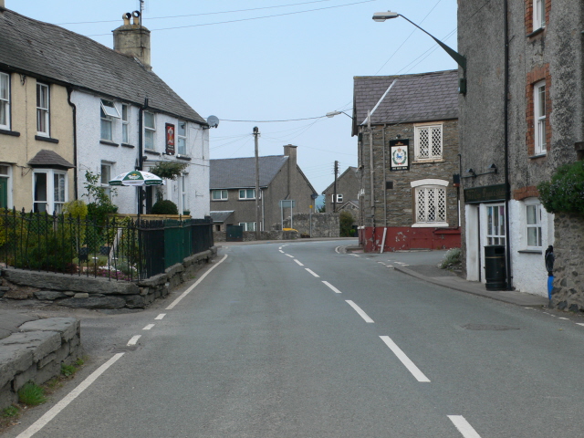 File:Cynwyd - geograph.org.uk - 421251.jpg