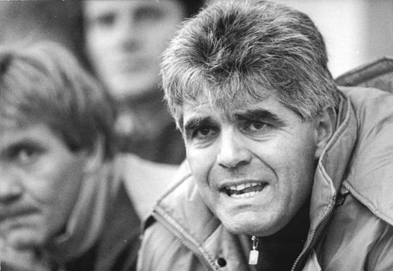 File:Bundesarchiv Bild 183-1990-1128-015, FC Sachsen Leipzig, Trainer Frank Engel.jpg