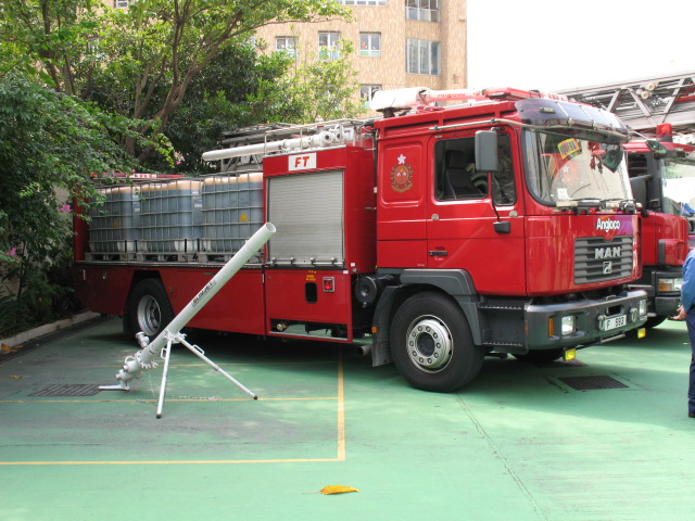 File:HKFSD Foam Tender F593.JPG