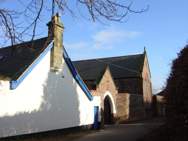 File:Eccleston - Carmelite Monastery.jpg