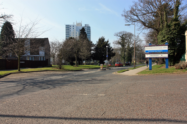 File:Saltshouse Road - geograph.org.uk - 1209326.jpg