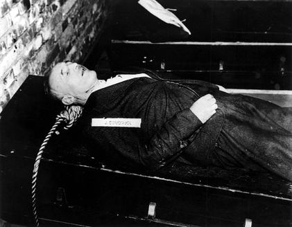 File:Dead Julius Streicher.jpg