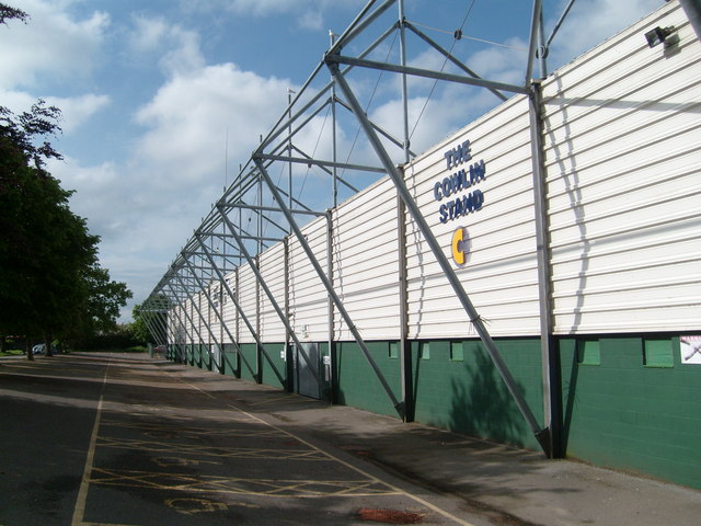 File:Yeovil Town Football Ground - geograph.org.uk - 808813.jpg