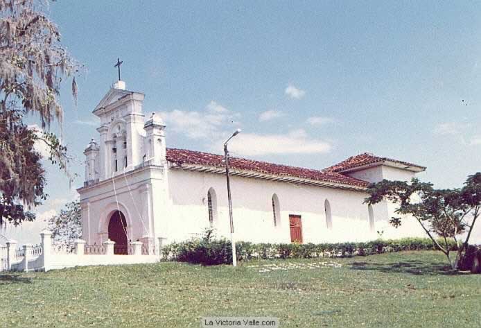 Archivo:Iglesia San José, La Victoria, Valle del Cauca.jpg