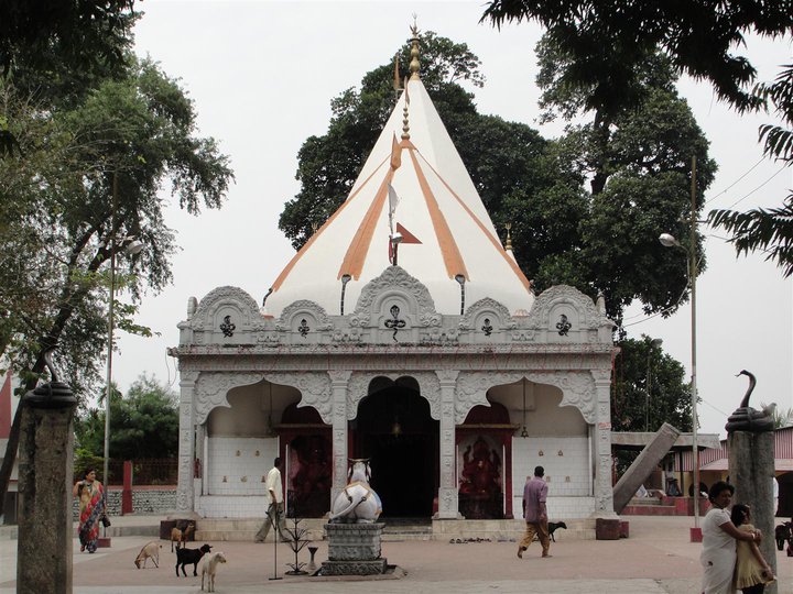 File:Mahabhairab temple, Tezpur.jpg