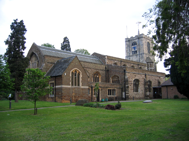 File:St Andrew's, Biggleswade.jpg