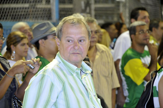 File:Ensaio da Imperatriz Leopoldinense no Sambódromo 2008 01.jpg