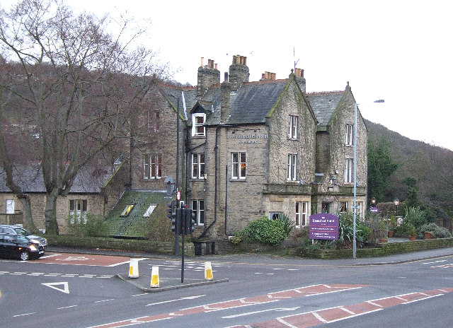 File:Beauchief Hotel.jpg