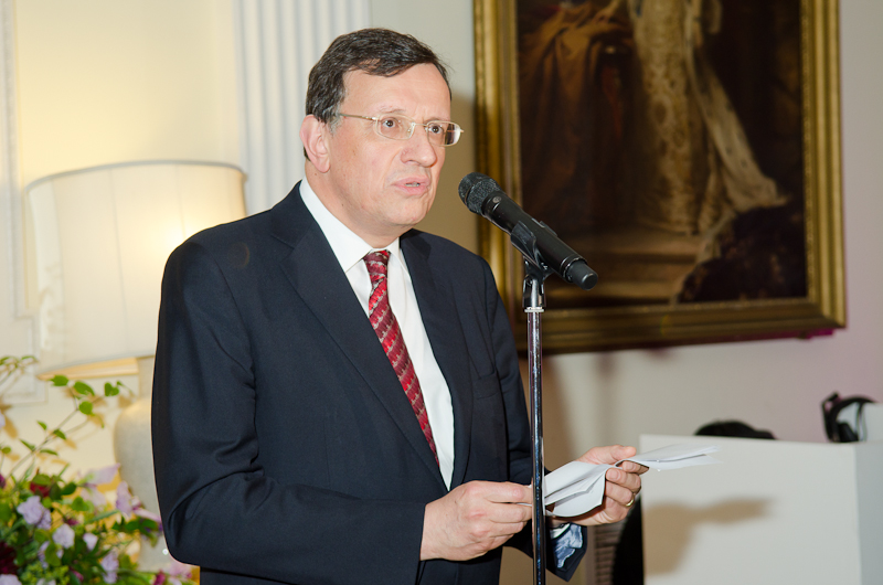 File:British Ambassador, David Warren.jpg