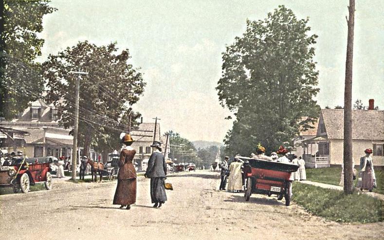 File:View of Main Street, Bethlehem, NH.jpg