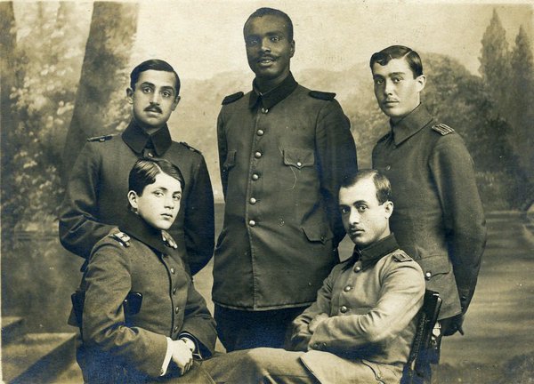 File:Young Ottoman officers in Istanbul (1914).jpg