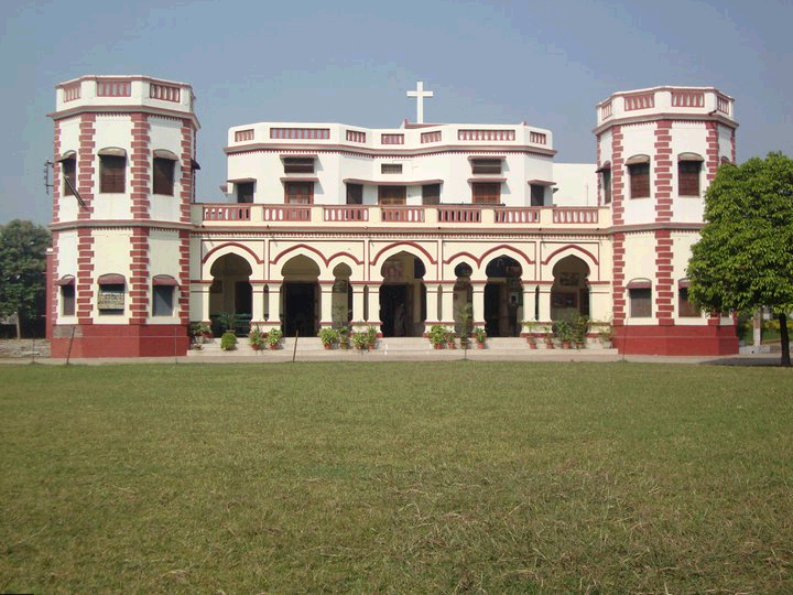 File:Anand Bhawan School front view.png