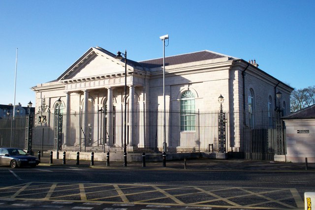 File:Courthouse, Armagh - geograph.org.uk - 494998.jpg