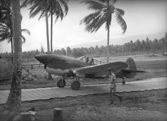 File:AWM 026647 P-40 Milne.jpg